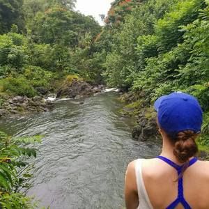 Meet your Posher, Nicole